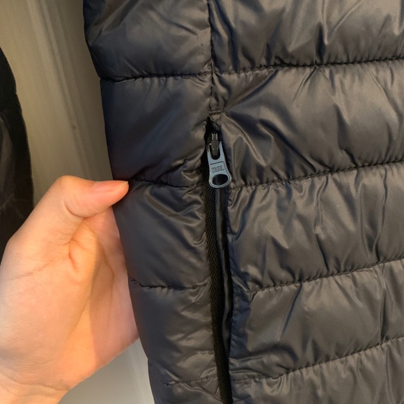 💫Super Light weight black jacket⚡️ - Picture 2 of 8